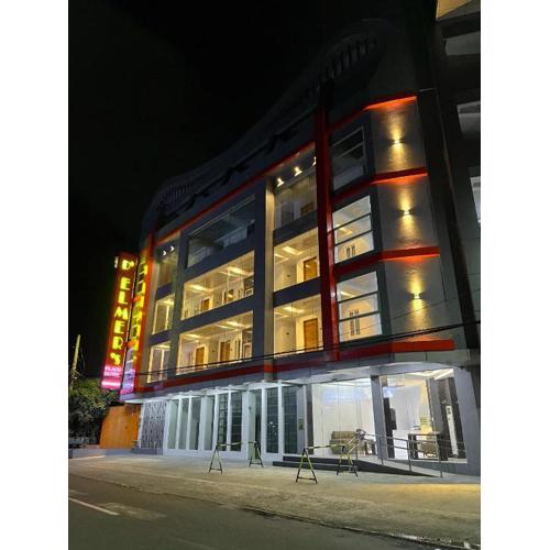 D' Elmer's Place Hotel