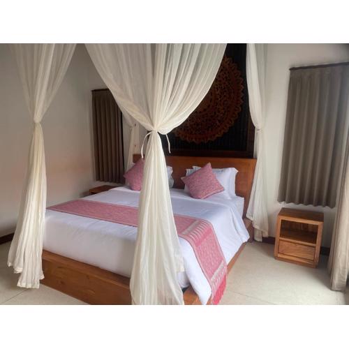 D & L Mandala Villa Bunutan