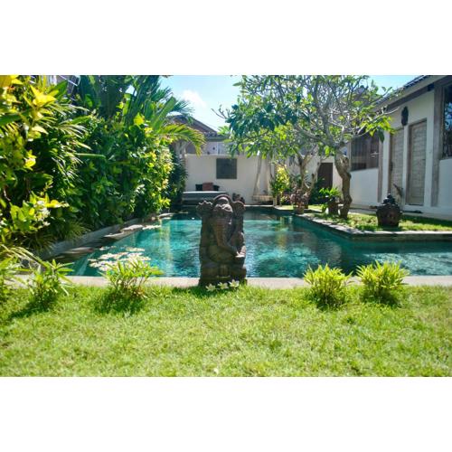 Damai Villa Uluwatu - 4 Rooms with pool near Thomas Beach