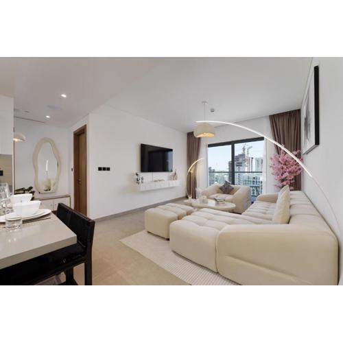 Daniels 1BR at Waves Grande In Sobha Hartland
