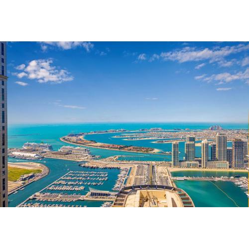 Daniels 3BR with Palm View at Marina Pinnacle