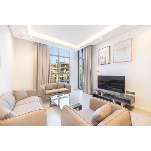 Daniels Charming 1BR At Jumeirah Garden City