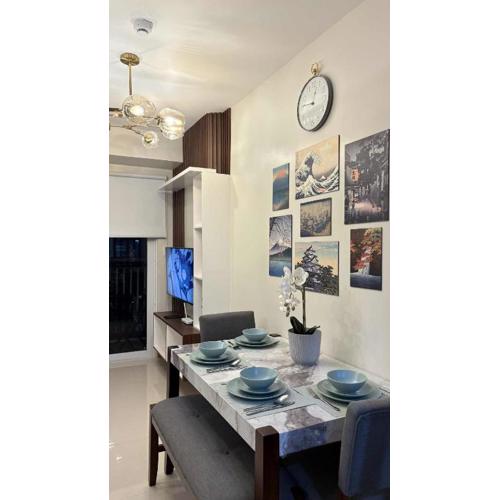 Dare Space Iloilo Anime-Balcony-Netflix-WiFi