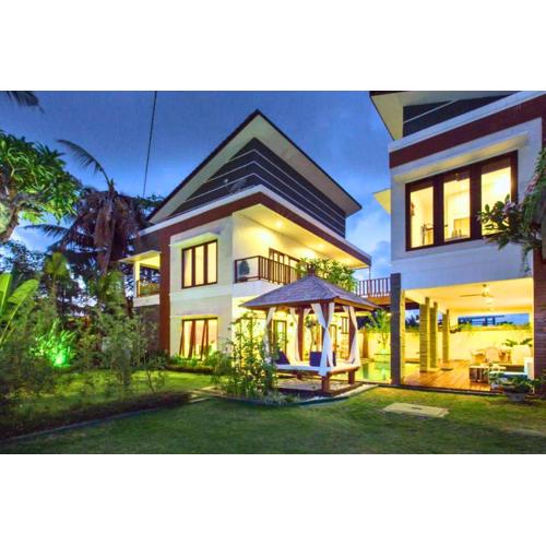 Darion 3 BR Private Pool Villa JU57