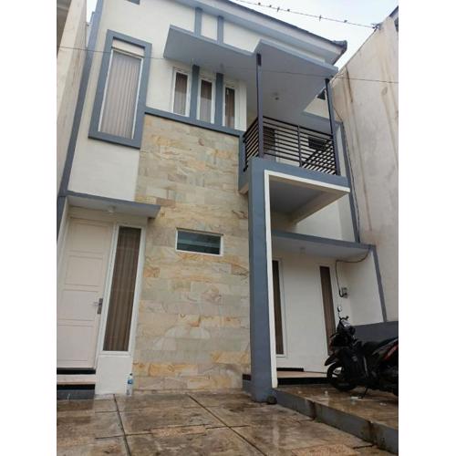 D'Cordoba D2, keluarga