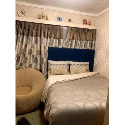 De Gold Nest-opposite USA Embassy (entire condo)