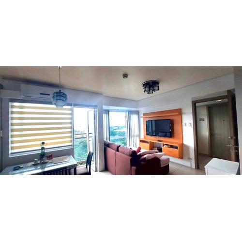 De Luxe, Standard and Studio Suites -The Breeze Residences-close to Airport,Mall of Asia, US Embassy