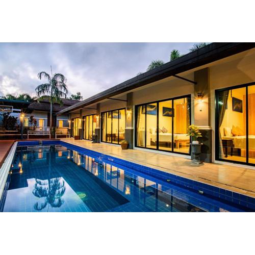 De palm poolvilla by KC