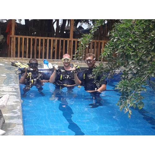 DEEP SEA RESORT PADI DIVE CENTER