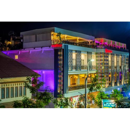 DEJAVU 2.0 HOTEL BAJO KOMODO