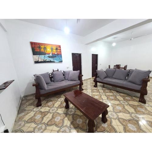 Delicious House, Watamu, 2-bedroom with secure compound free parking and wifi