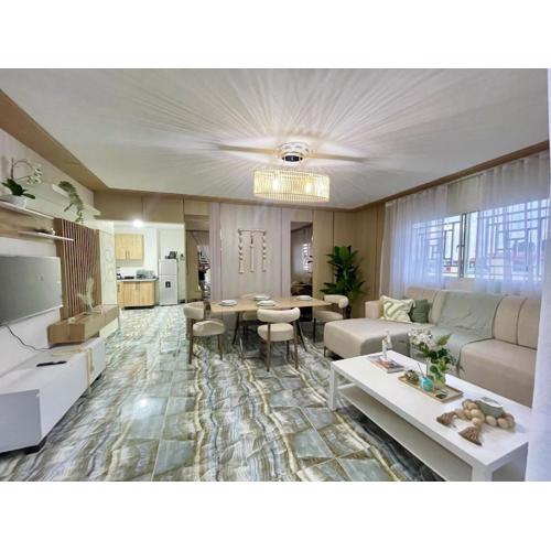 Deluxe house central