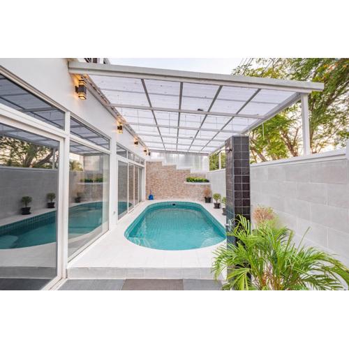 Deluxe pool 4 bedroom 3 bath villa, Jomtien Beach