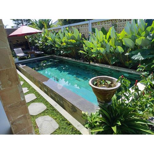 Deluxe Room Puri Uma Dewi room only