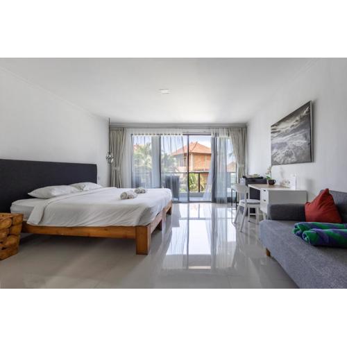 Deluxe Room with Pool View