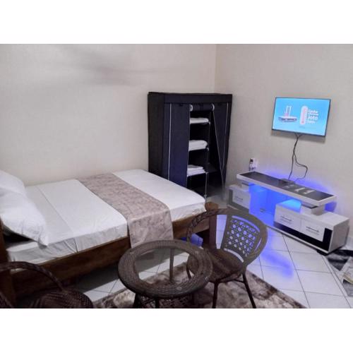 Deluxe Studio Apartment