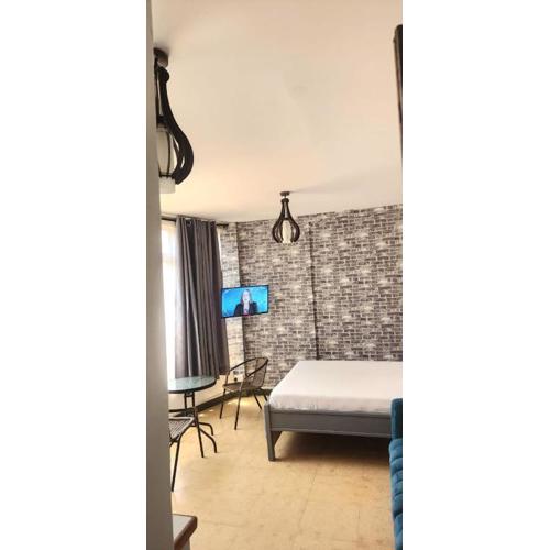 DELUXE STUDIO with rooftop pool