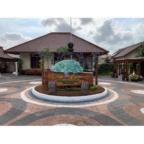 Dem Ayem Heritage Guest House