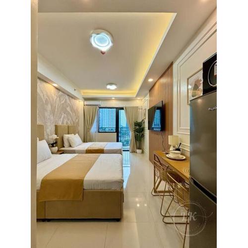 Design And Den - LK Urban Suites
