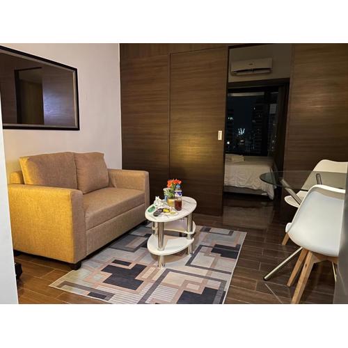 Destina Stays@ Air Residences Makati, Metro Manila