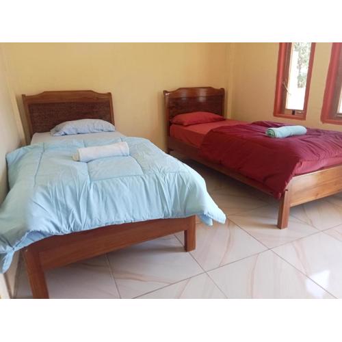 D'Flores Guest House