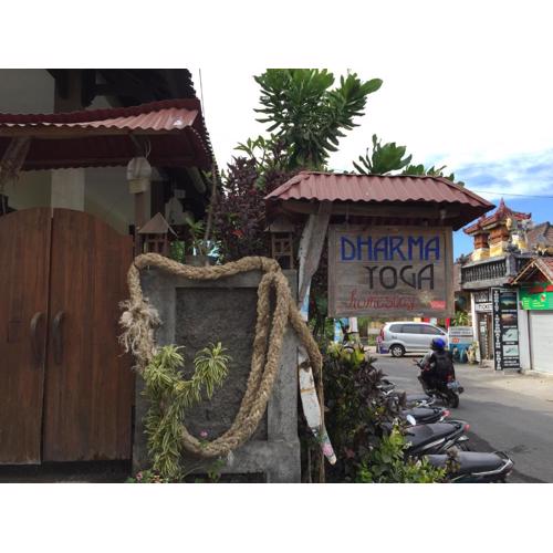 Dharma Yoga Homestay dan hostel
