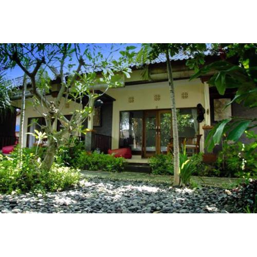 Dhita Bila Bungalows & Dive