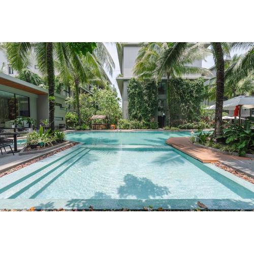 Diamond Resort Phuket walk to Bangtao Beach