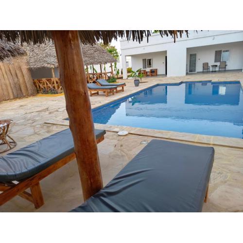 Diamond White Resort