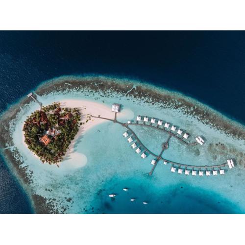 Diamonds Athuruga Maldives Resort & Spa