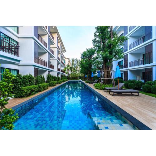 Direct pool access apartment at The Title by Lofty