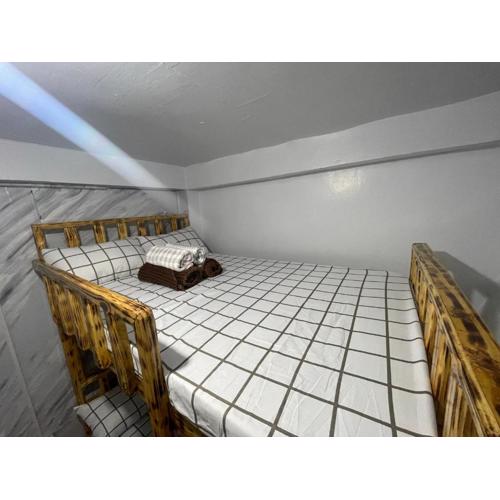 DivineHome Transient House