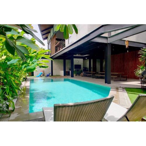 Diwata Villa - Casa Tropica Modern Villa