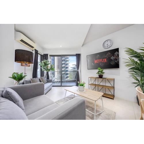 Dominiks spacious classic family VIP 1 Bedroom Tambuli Balcony Pool Beach