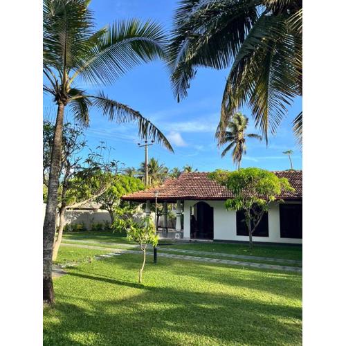 Dona's Villa, Coastal Tropical House