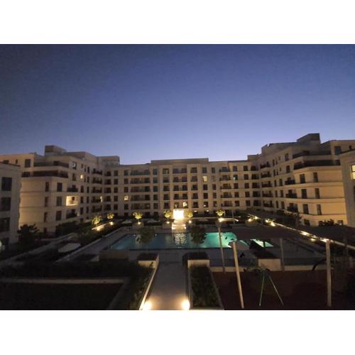 Double bed, Prime location, Beach Access,Pool View