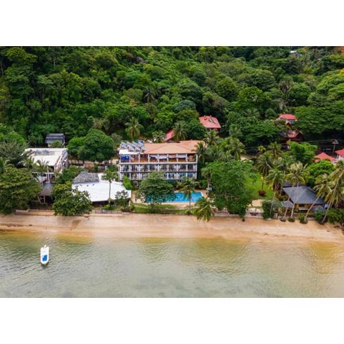 Doublegem Beach Resort and Hotel