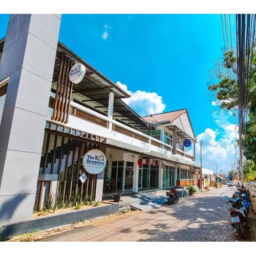 Downtown Kohlarn Resort