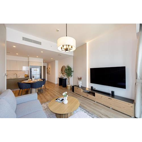 Downtown Luxury 2BR ,5 min walk to Burj Khalifa and Dubai Mall