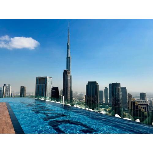Downtown Skyline & Burj Khalifa Views Dubai