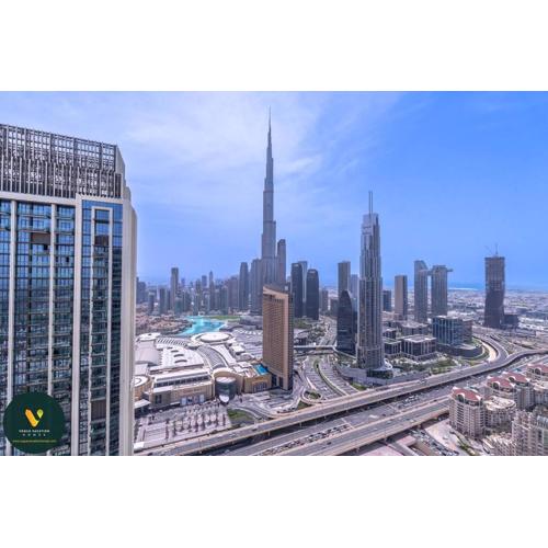 DOWNTOWN VIEWS II - VOGUE Luxurious Two-Bedroom Apartment with Balcony and Full Burj Khalifa, Opposite Dubai Mall Skybridge