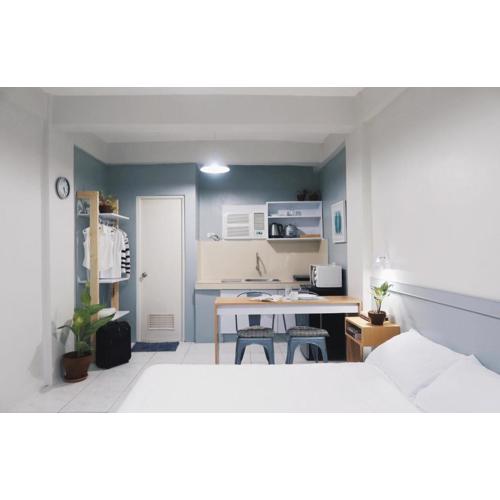 Dragonfly Apartments and Transient House