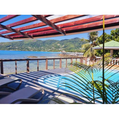 Drake Seaside Studio Apartments