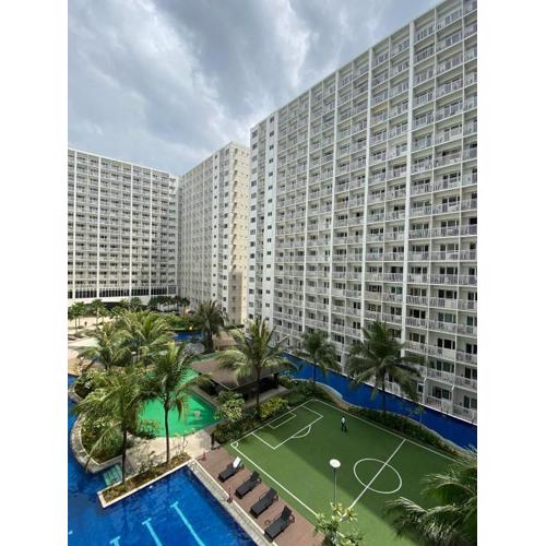 D'Shore to Relax Shore Residences MOA PASAY