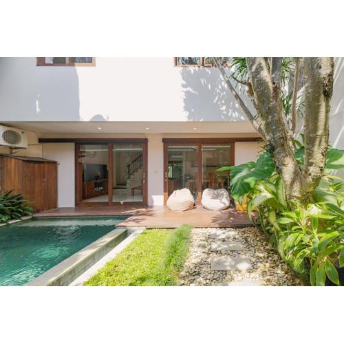 Du Ciel Villa by Betterplace