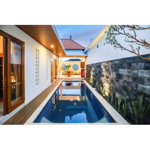 Dua Art Villa 2: Creative Space Near TitiBatu Club