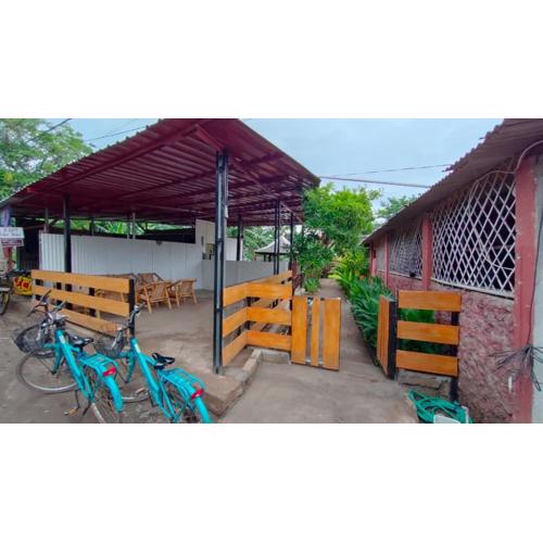 Dua Nina 2 Guesthouse