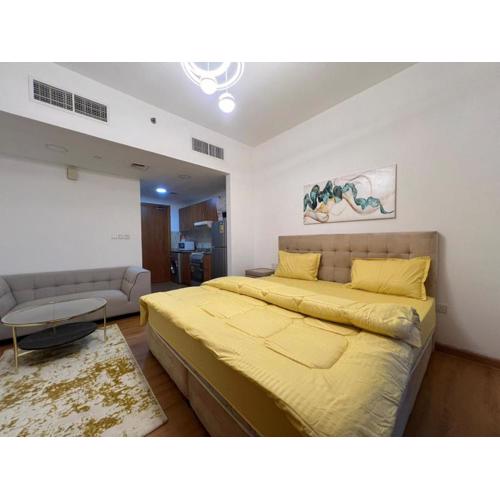 Dubai Sky Line View Apartment