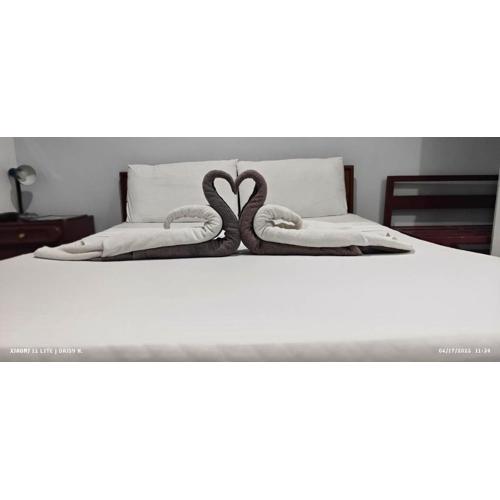 DUCK INN AND RESTAURANT