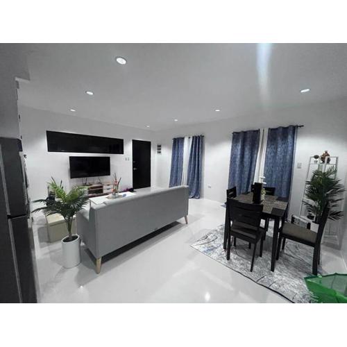 Duplex House for Rent with 3 Bedrooms good for 6